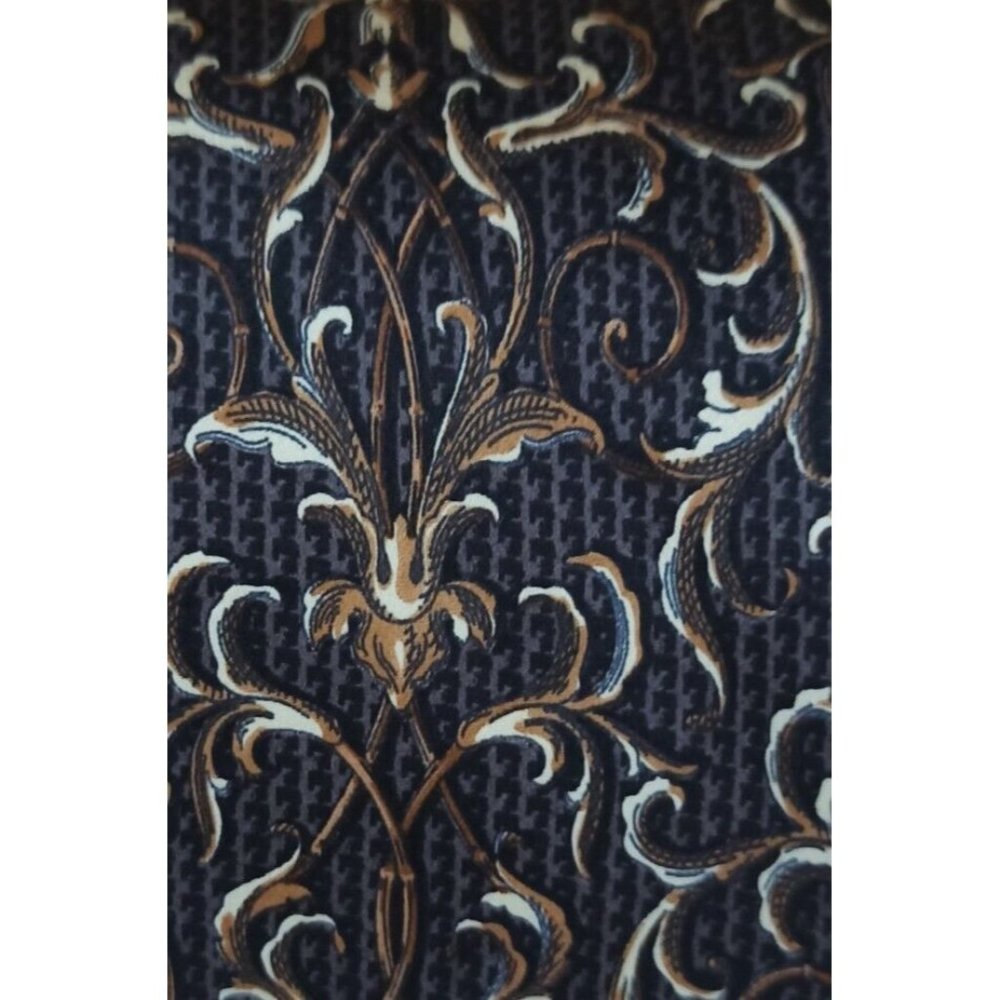 GIANFRANCO FERRE Gray Baroque Silk Tie ITALY 57"/ 3.6" EC - Picture 3 of 3